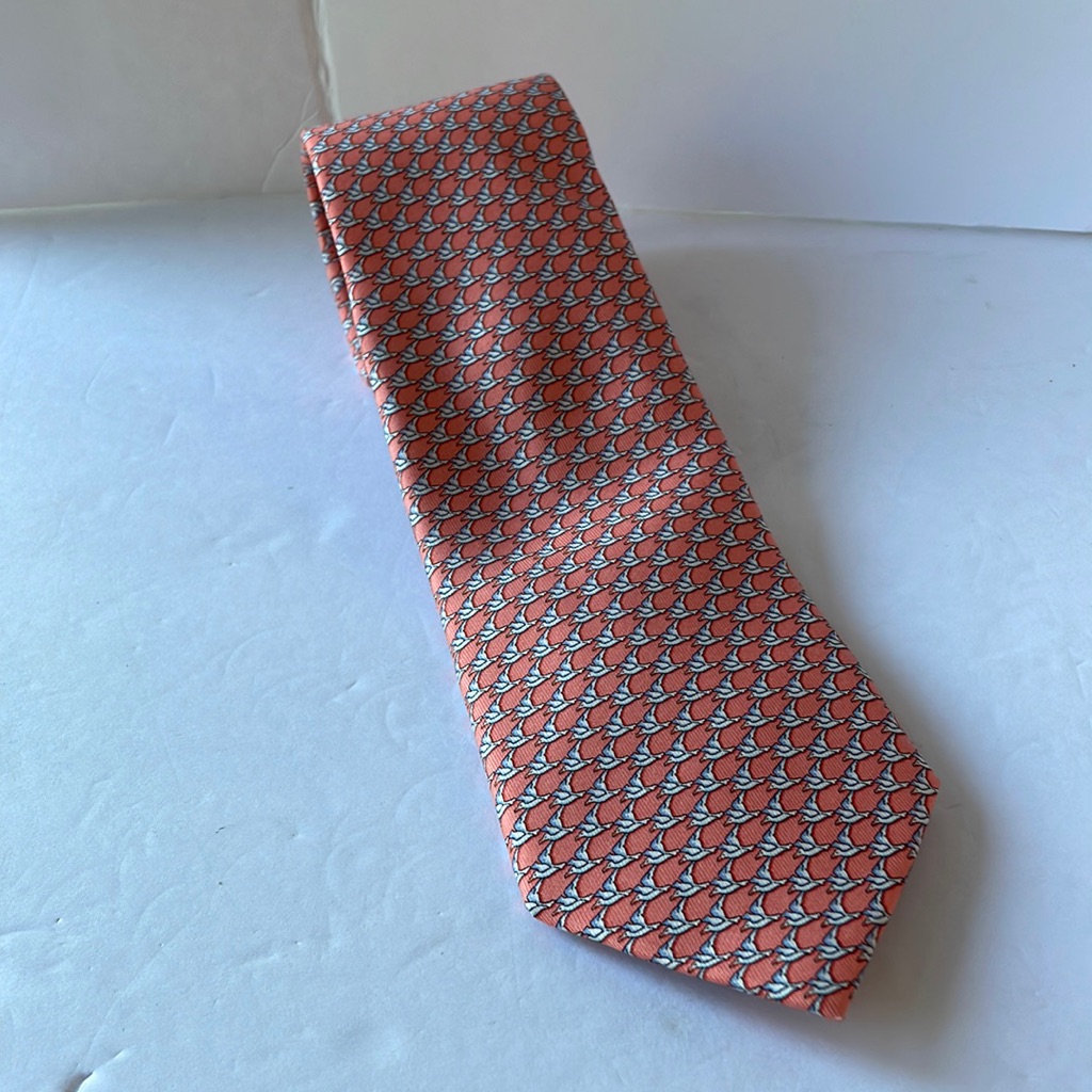 Vineyard Vines White Dove Silk